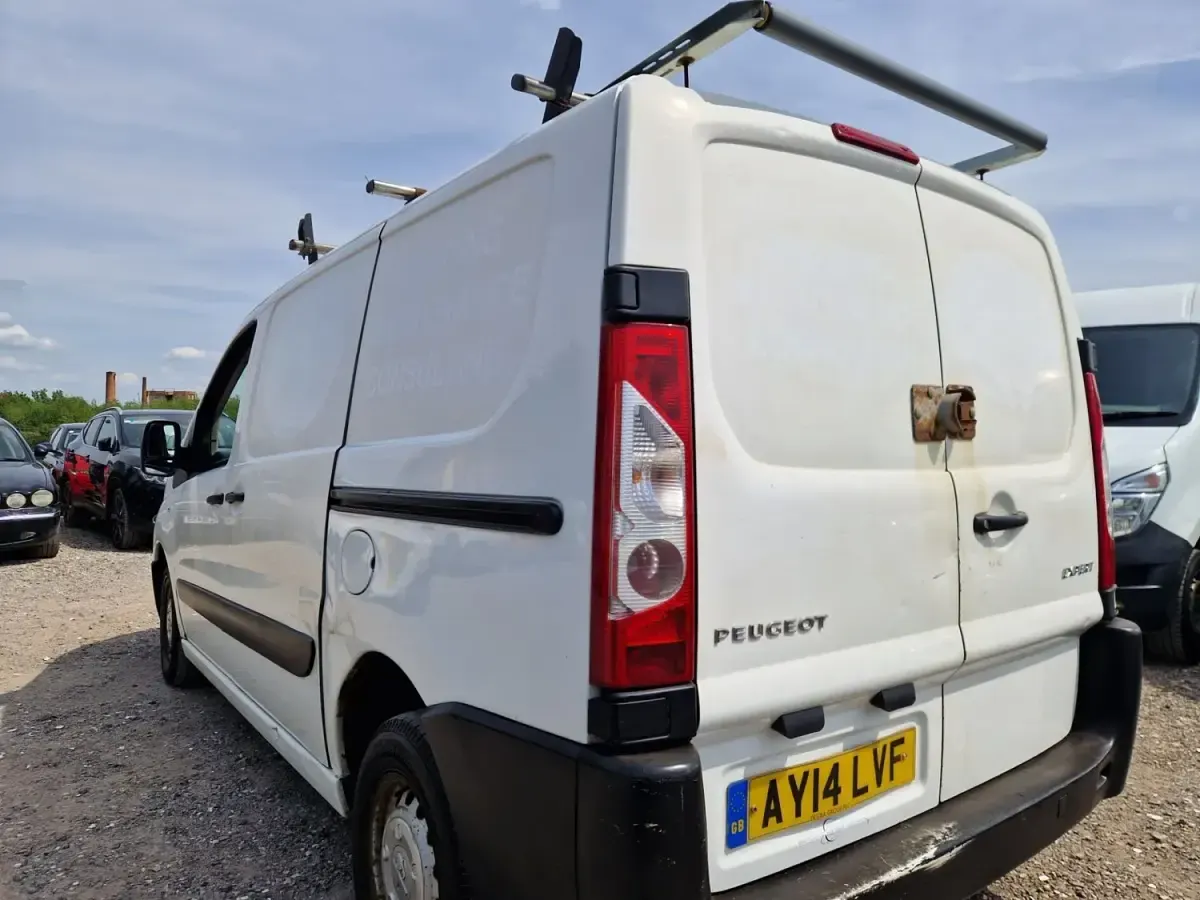 Second-hand Peugeot Expert 90 CP (66 kW) 2014 Alb Van