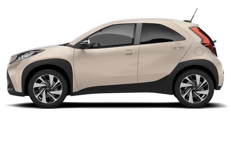 Used Toyota Aygo X 72 HP (52 kW) 2025 SUV