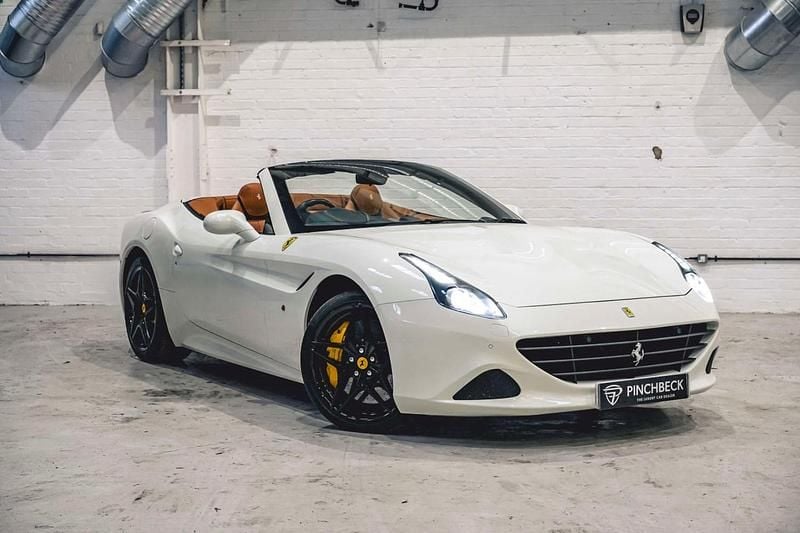 Used Ferrari California 560 HP (411 kW) 2016 White Cabriolet