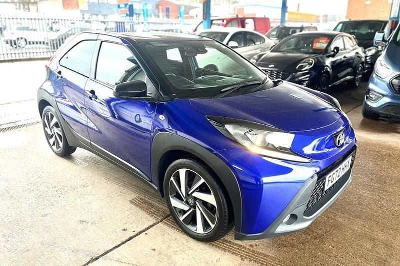 Used Toyota Aygo X 72 HP (52 kW) 2022 Blue SUV