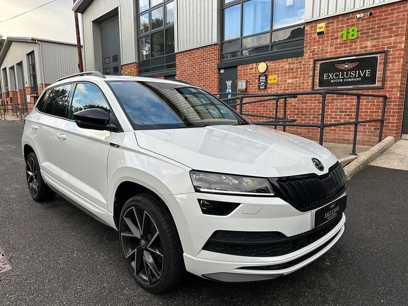 White Used 2021 Skoda Karoq SportLine SUV | £19,495 (Fair price) - Image 1/4