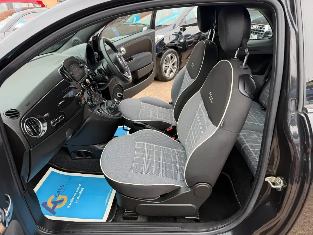 Used Fiat 500 Lounge 69 HP (50 kW) 2019 Black Hatchback