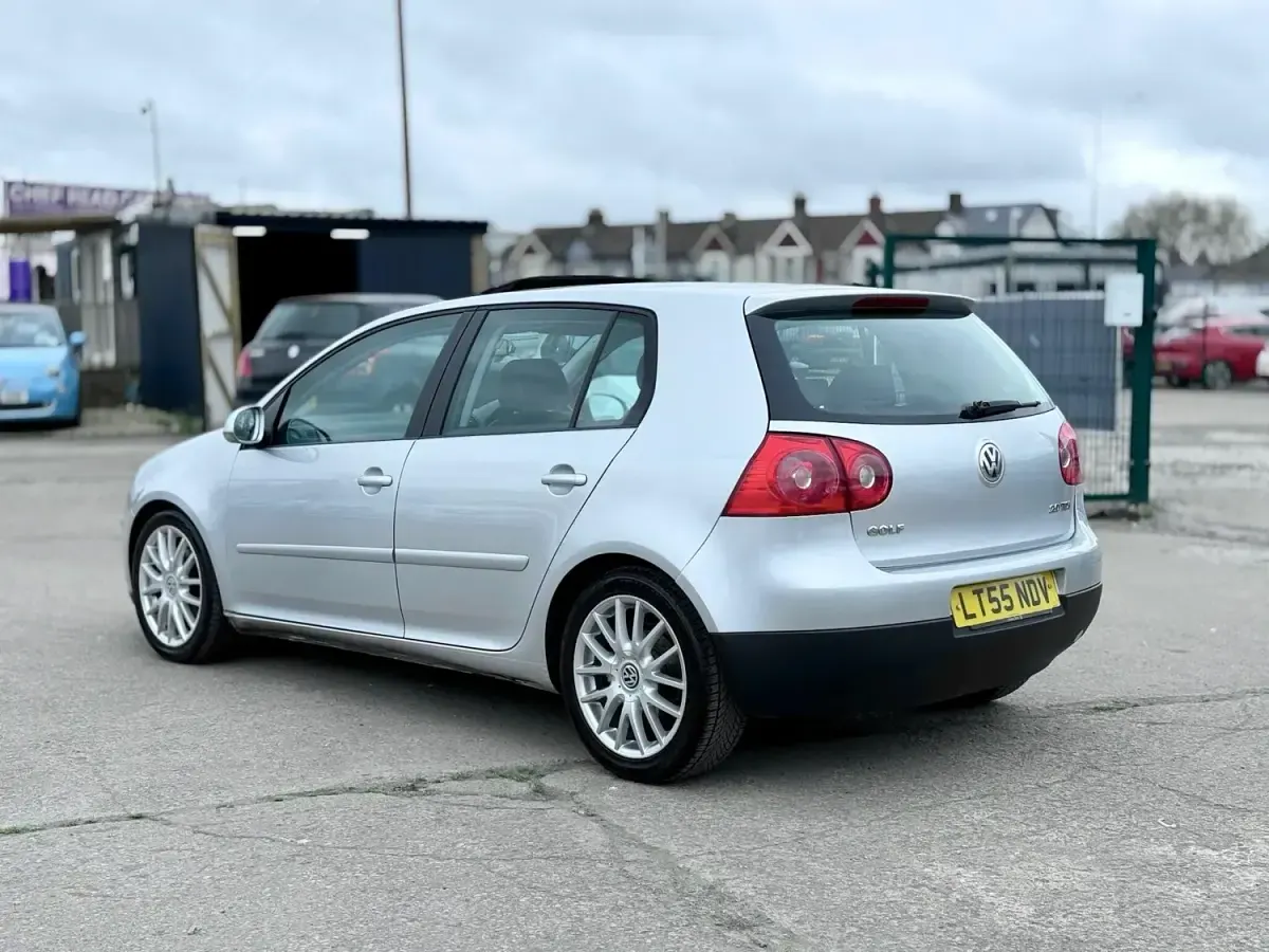Używany VW Golf IV GT 2005 Srebrny Hatchback