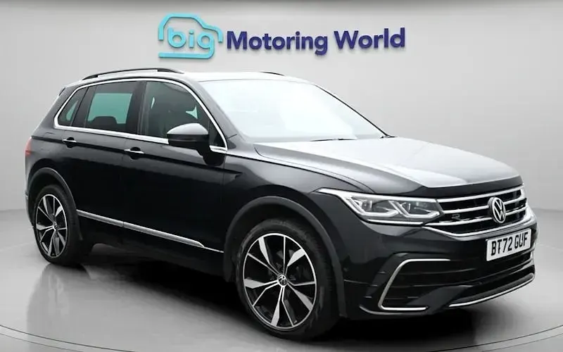 Begagnad VW Tiguan R-line 245 HK (180 kW) 2023 SUV