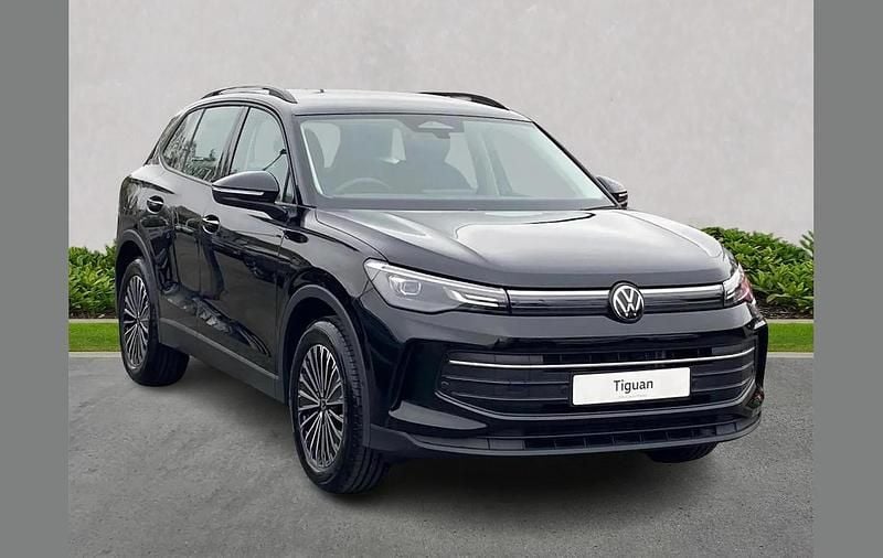 Other New 2025 VW Tiguan Life SUV | £38,153 (Fair price) - Image 1/4