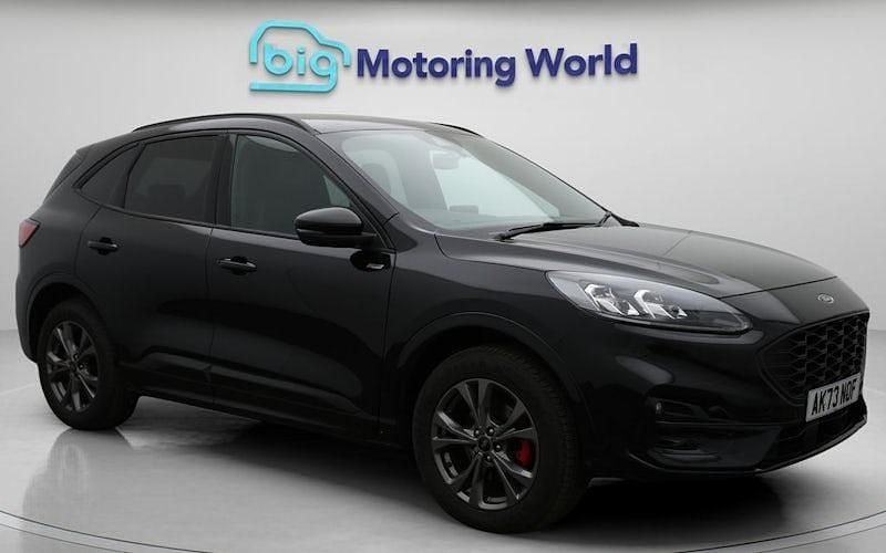 Used 2023 Ford Kuga ST-Line SUV | £19,300 (Good price) - Image 1/4