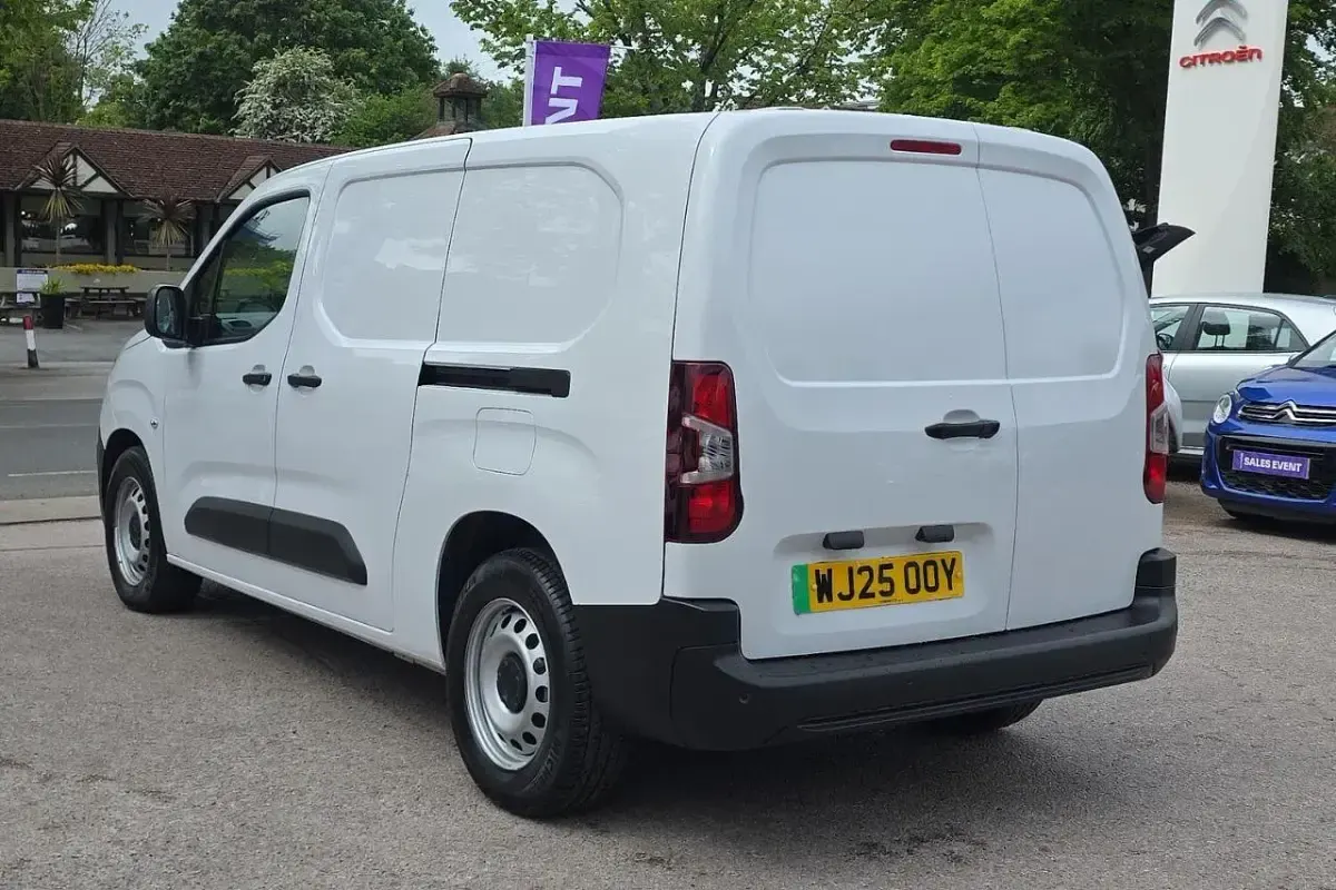 Nouvelle Citroën e-Berlingo 98 kW (134 ch) 2025 Blanc Monospace
