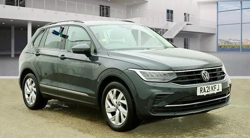 Used VW Tiguan Life 150 HP (110 kW) 2021 Grey SUV