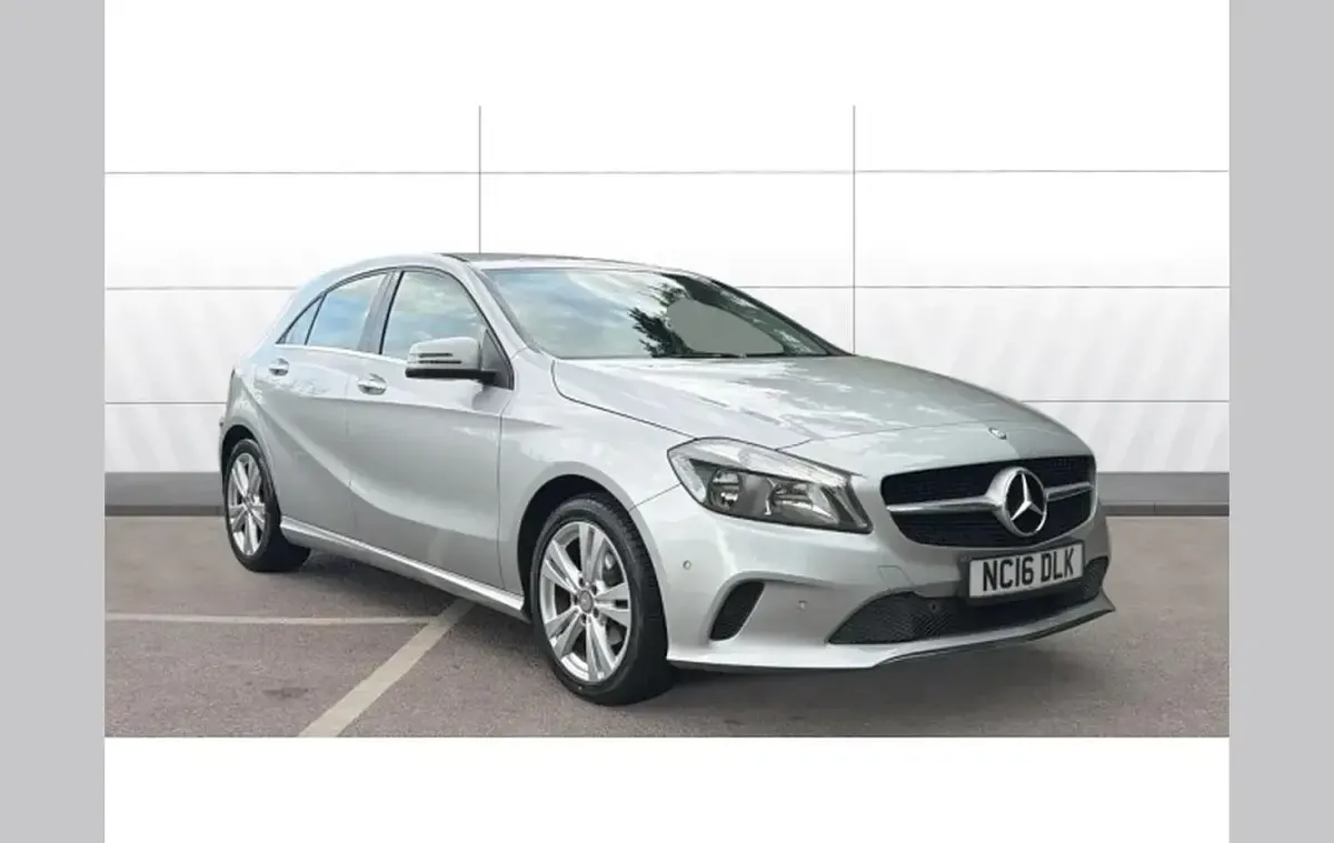 Used Mercedes A180 Executive 109 HP (80 kW) 2016 Hatchback