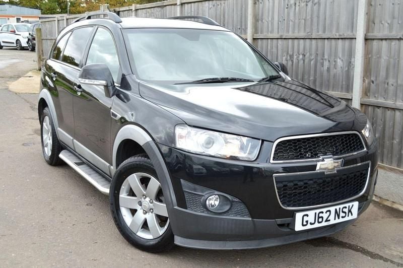Black Used 2012 Chevrolet Captiva LT SUV | £6,449 - Image 1/4
