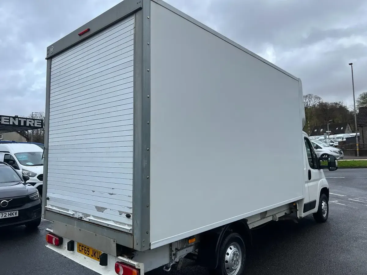 Used Citroën Relay 165 HP (121 kW) 2020 White Van