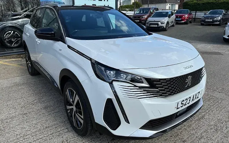 Used Peugeot 3008 GT 131 HP (96 kW) 2023 SUV
