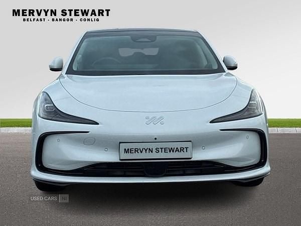New MG IM5 216 kW (295 HP) 2026 White Hatchback