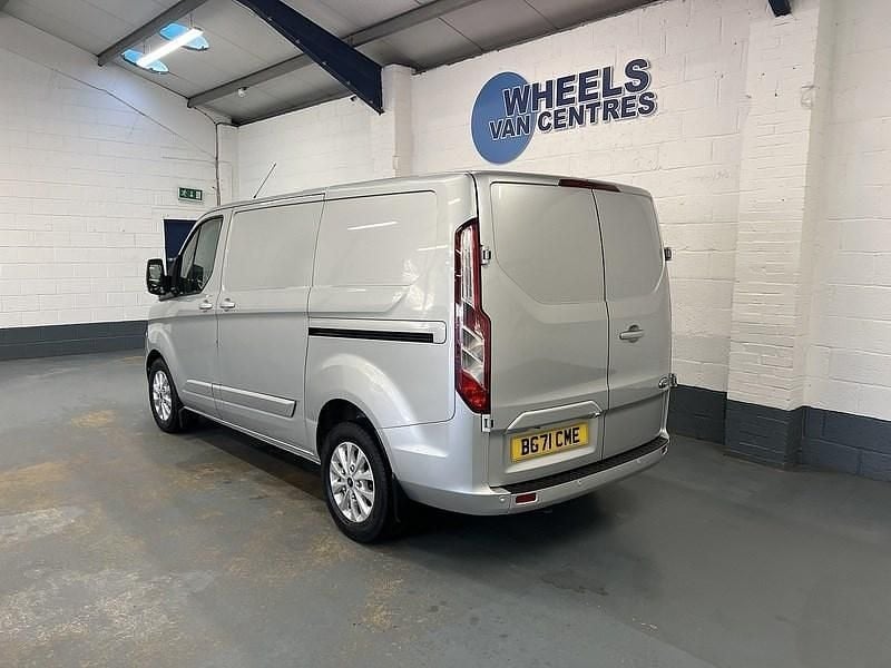 Used Ford Transit Custom Limited 126 HP (92 kW) 2021 Silver Van