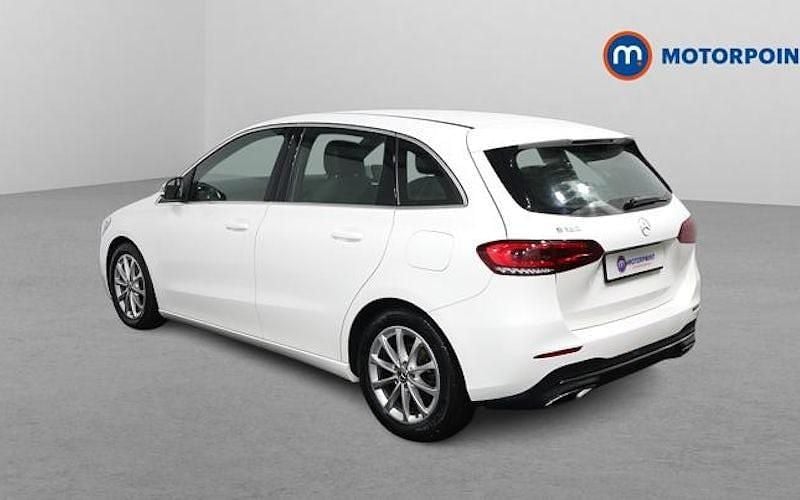 Used Mercedes B180 136 HP (100 kW) 2022 MPV