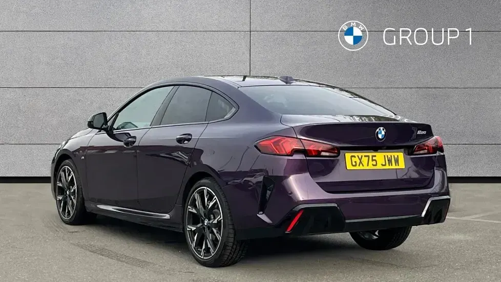 Usado BMW 220 M Sport 170 HP (125 kW) 2025 Roxo Coupé