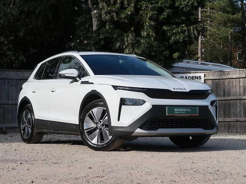 Moon white metallic Used 2025 Skoda Elroq SUV | £26,495 (Fair price) - Image 1/4