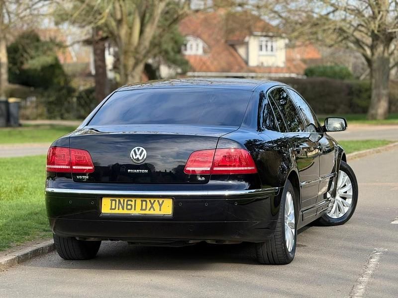 Used VW Phaeton 240 HP (176 kW) 2011 Black Sedan