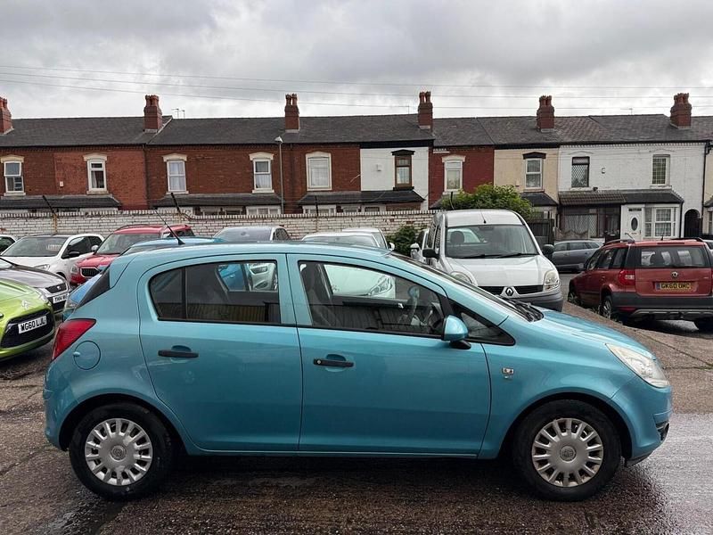 Used Vauxhall Corsa S 64 HP (47 kW) 2010 Blue Hatchback