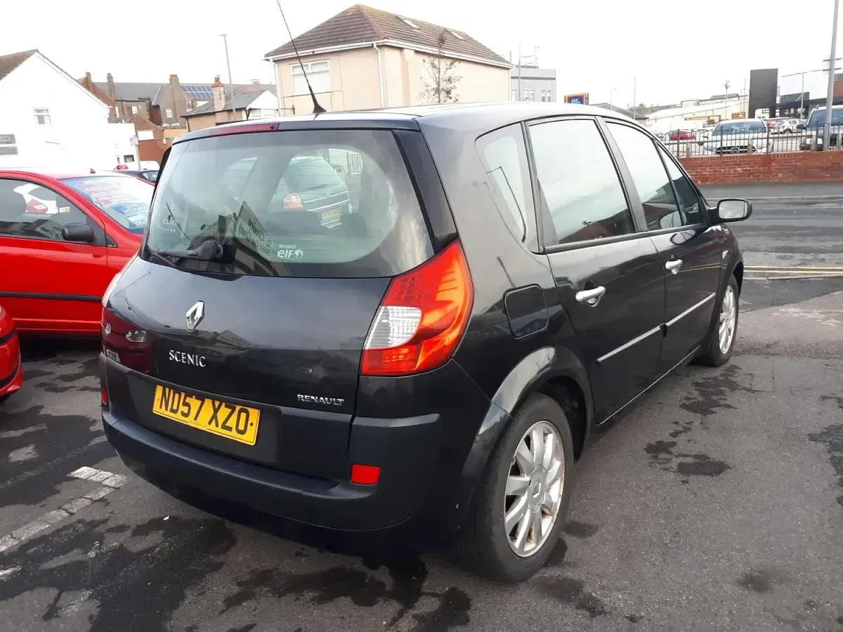Used Renault Scénic Dynamique 2007 Black MPV