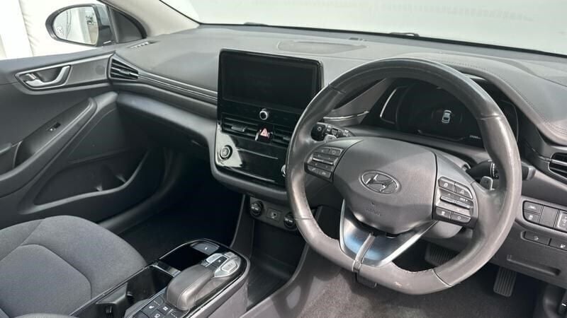 Image 2/4
