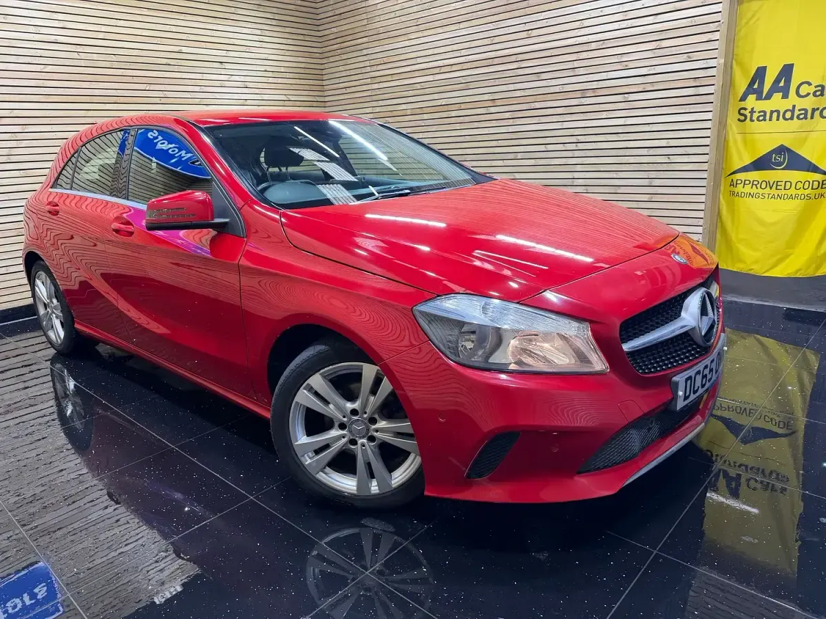 Used Mercedes A180 Executive 2015 Red Hatchback
