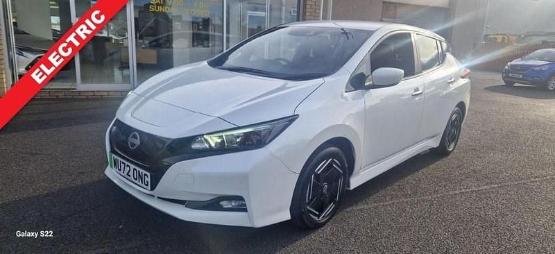 White Used 2022 Nissan Leaf Acenta Hatchback | £9,995 (Good price) - Image 1/4
