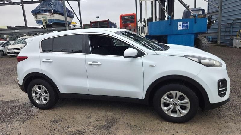 Used Kia Sportage 2018 White SUV