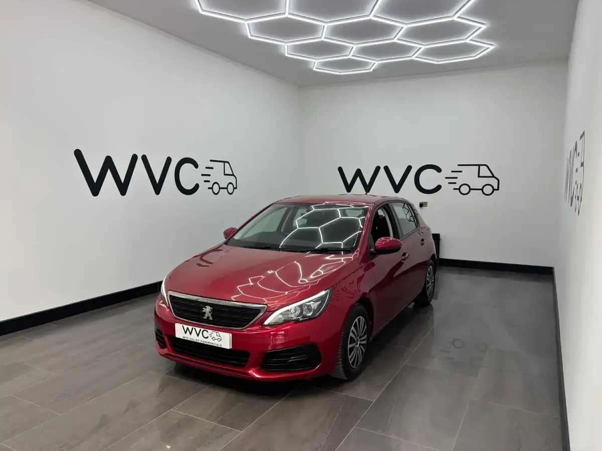 Used Peugeot 308 Active 2018 Red Hatchback