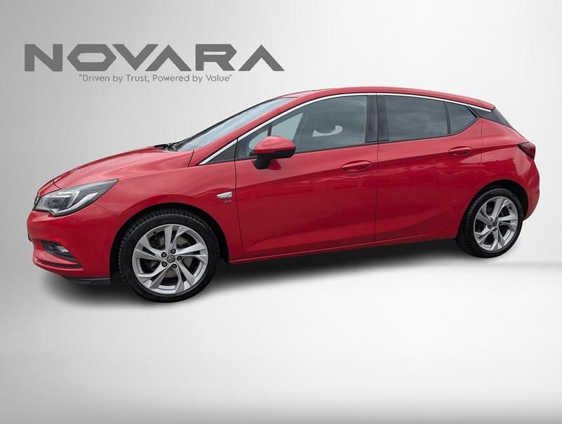 Used Vauxhall Astra SRi 136 HP (100 kW) 2017 Red Hatchback