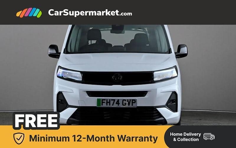 Used Vauxhall Combo Design Edition 100 kW (136 HP) 2025 White MPV