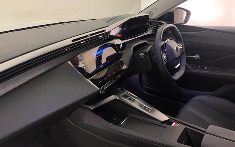 Used Peugeot 308 SW Allure 131 HP (96 kW) 2024 White Estate