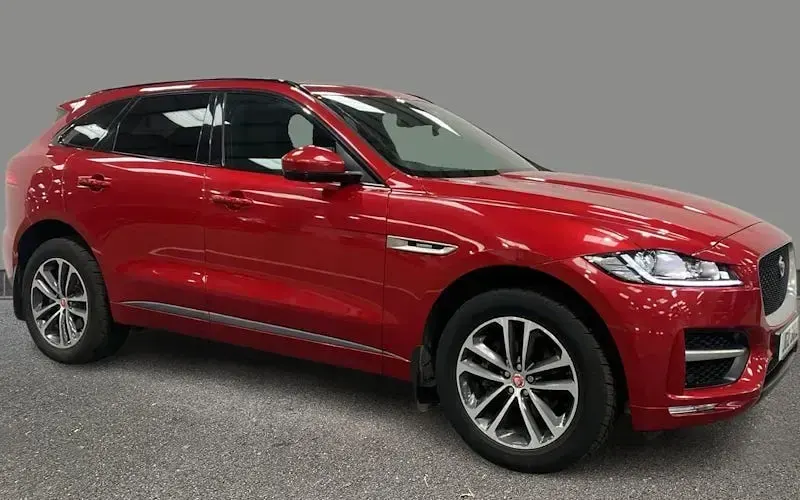 Usado Jaguar F-Pace R-Sport 241 HP (177 kW) 2020 SUV