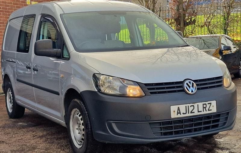 Silver Used 2012 VW Caddy Maxi MPV | £5,950 (A bit pricey) - Image 1/4