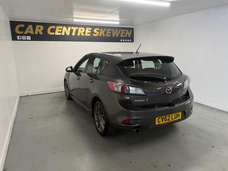 Begagnad Mazda 3 115 HK (84 kW) 2013 Grå Halvkombi