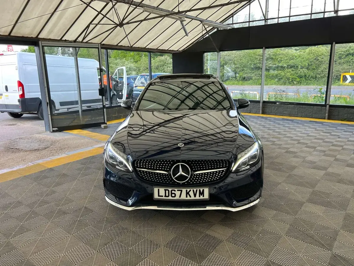 Used Mercedes C200 AMG Line Premium Plus 184 HP (135 kW) 2017 Blue Sedan