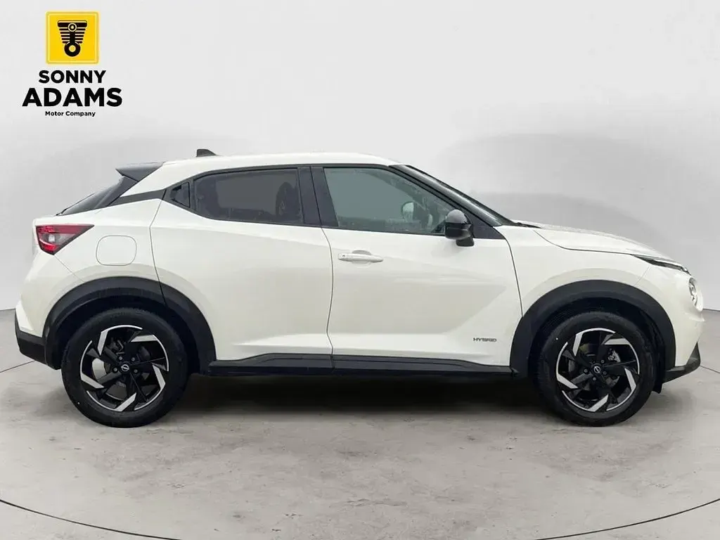 Used Nissan Juke N-Connecta 143 HP (105 kW) 2022 White SUV