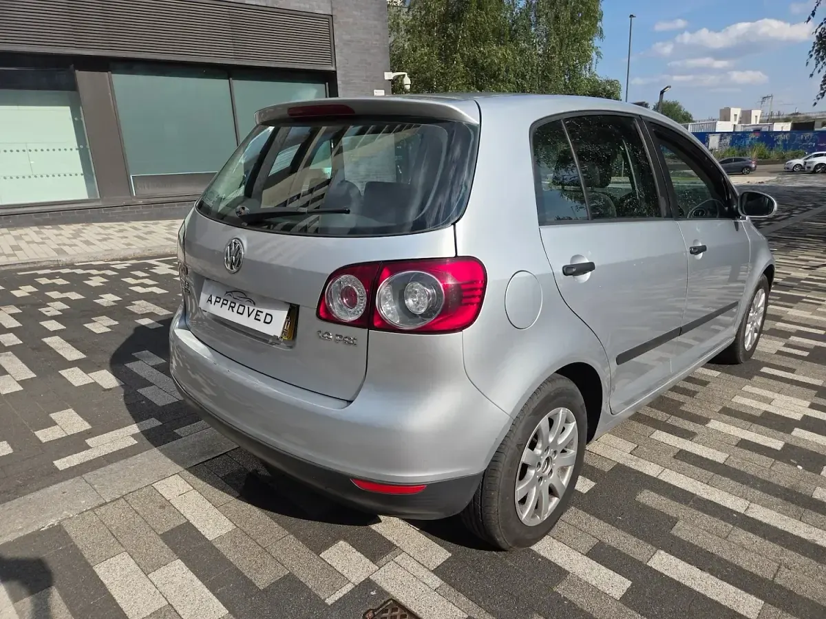 Used VW Golf IV SE 2005 Silver Hatchback