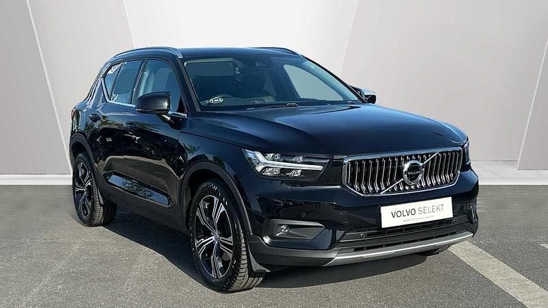 Used 2019 Volvo XC40 Inscription SUV | £22,950 (Fair price) - Image 1/3