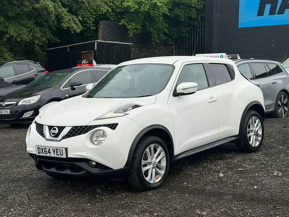 Used Nissan Juke Acenta Premium 110 HP (80 kW) 2014 White SUV