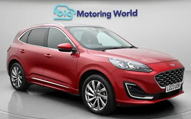 Used Ford Kuga Vignale 225 HP (165 kW) 2023 SUV