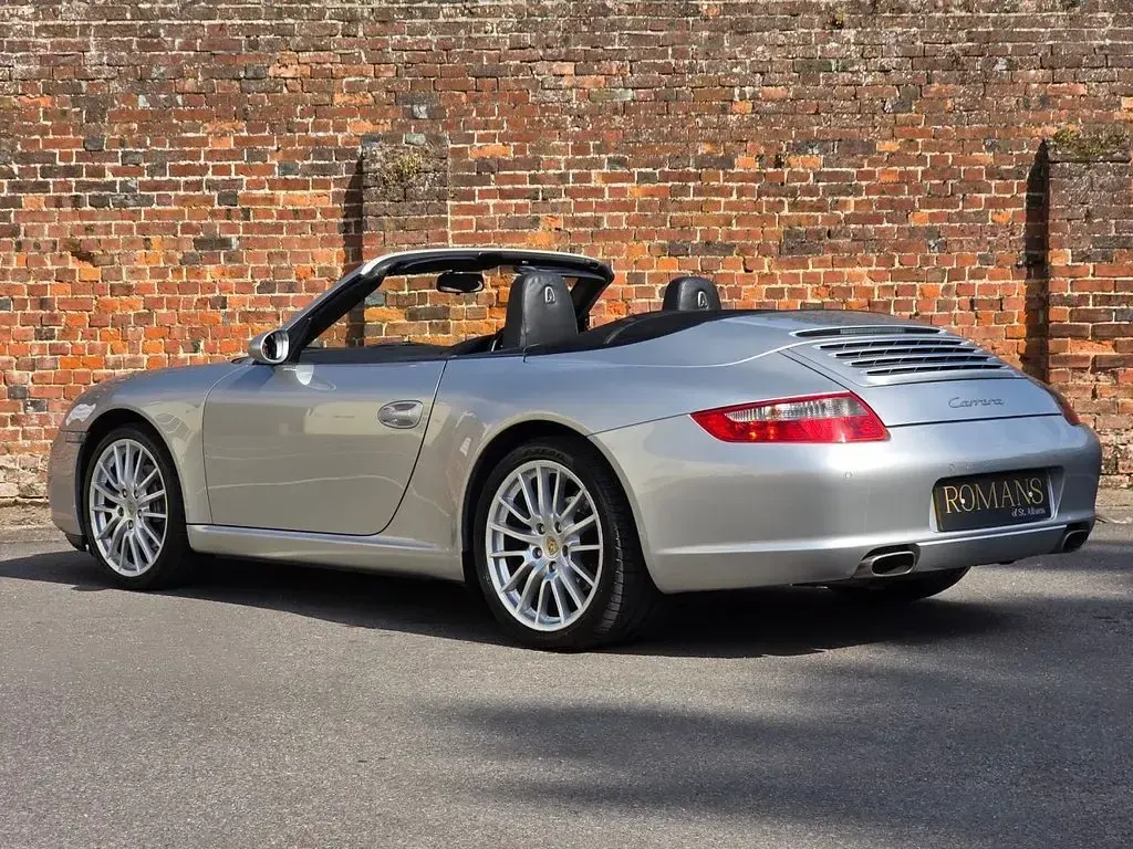 Used Porsche 911 Carrera Cabriolet 325 HP (239 kW) 2006 Silver Cabriolet