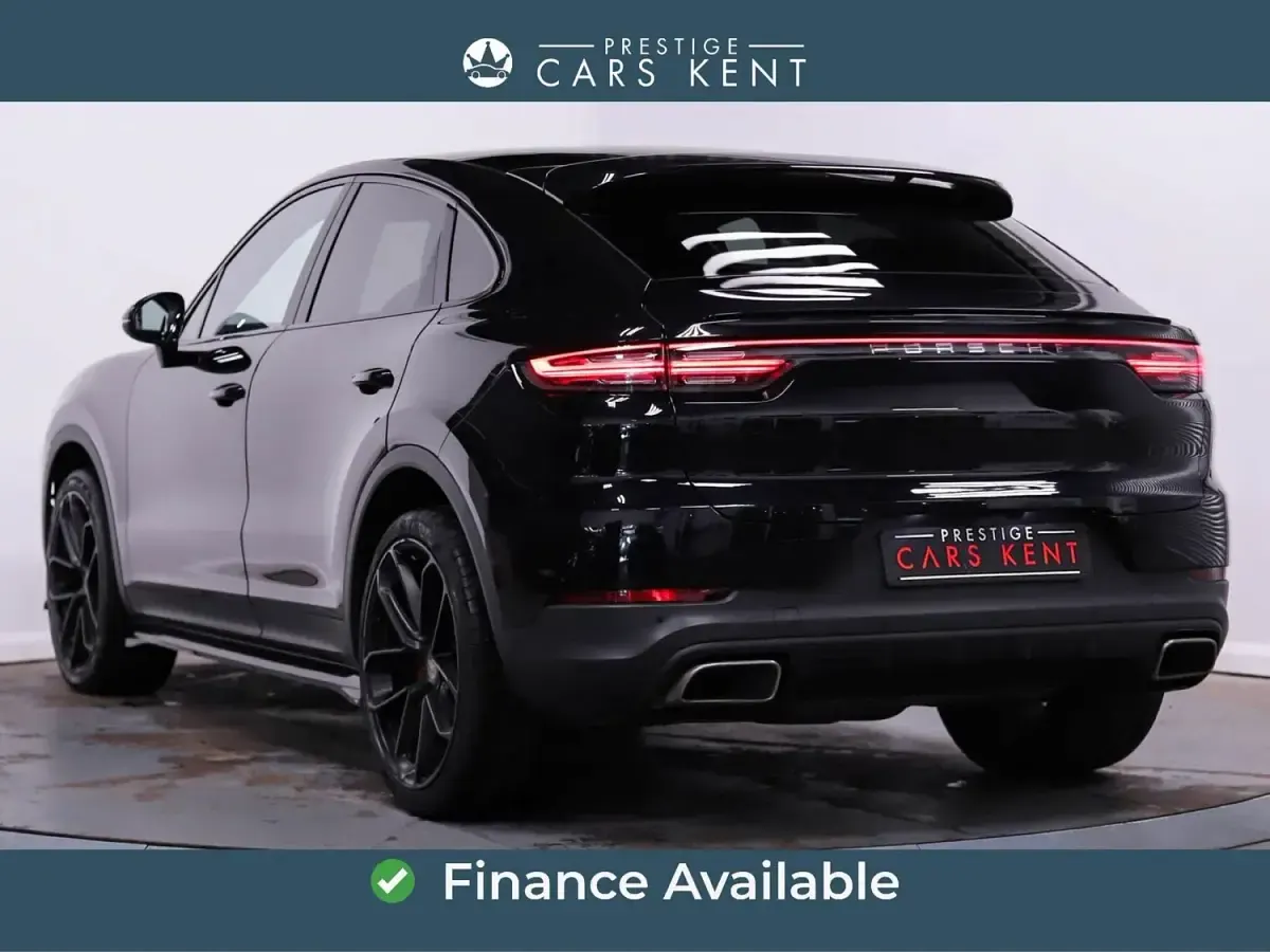 Usado Porsche Cayenne 340 HP (250 kW) 2020 Preto SUV