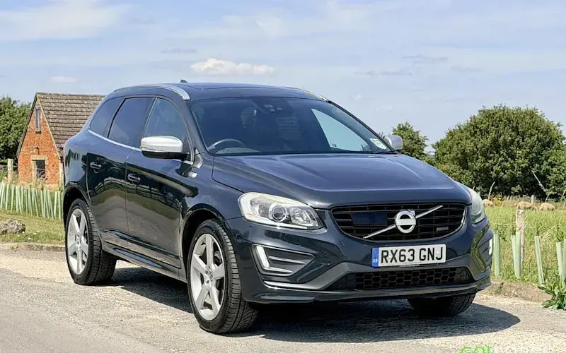 Used Volvo XC60 R-Design 215 HP (158 kW) 2013 SUV