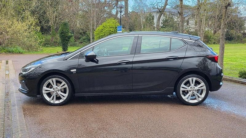Used Vauxhall Astra SRi 2017 Black Hatchback