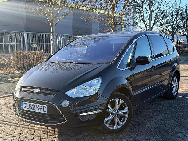 Used Ford S-MAX Titanium 2013 Black MPV