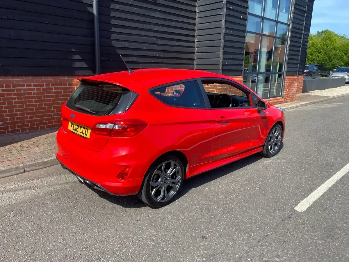 Used Ford Fiesta ST-Line 100 HP (73 kW) 2018 Red Hatchback