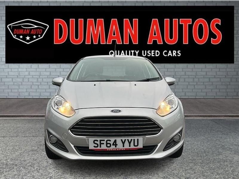 Used Ford Fiesta Zetec 100 HP (73 kW) 2014 Silver Hatchback