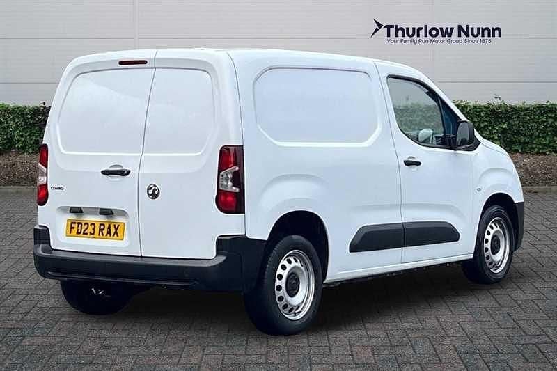 Used Vauxhall Combo 100 HP (73 kW) 2023 White Van
