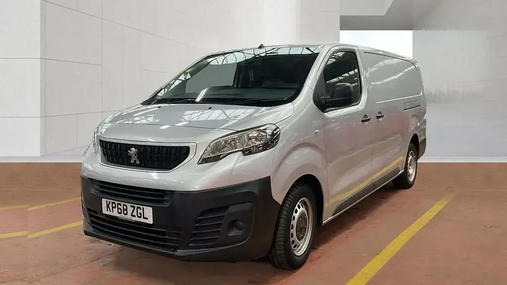 Used Peugeot Expert 2018 Silver Van